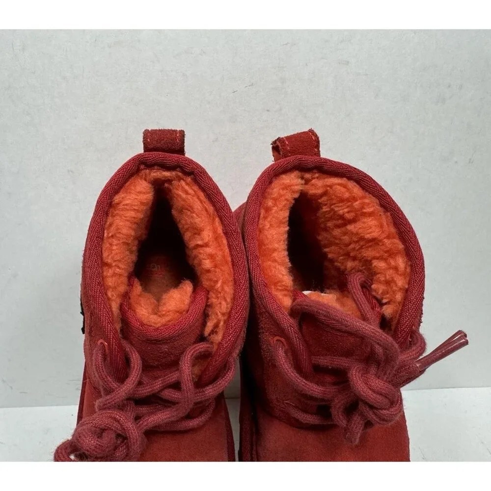 Ugg x Elmo Neumel II 2 Boots 1127431K Red Suede Kids Size 2‎ Sesame Street
